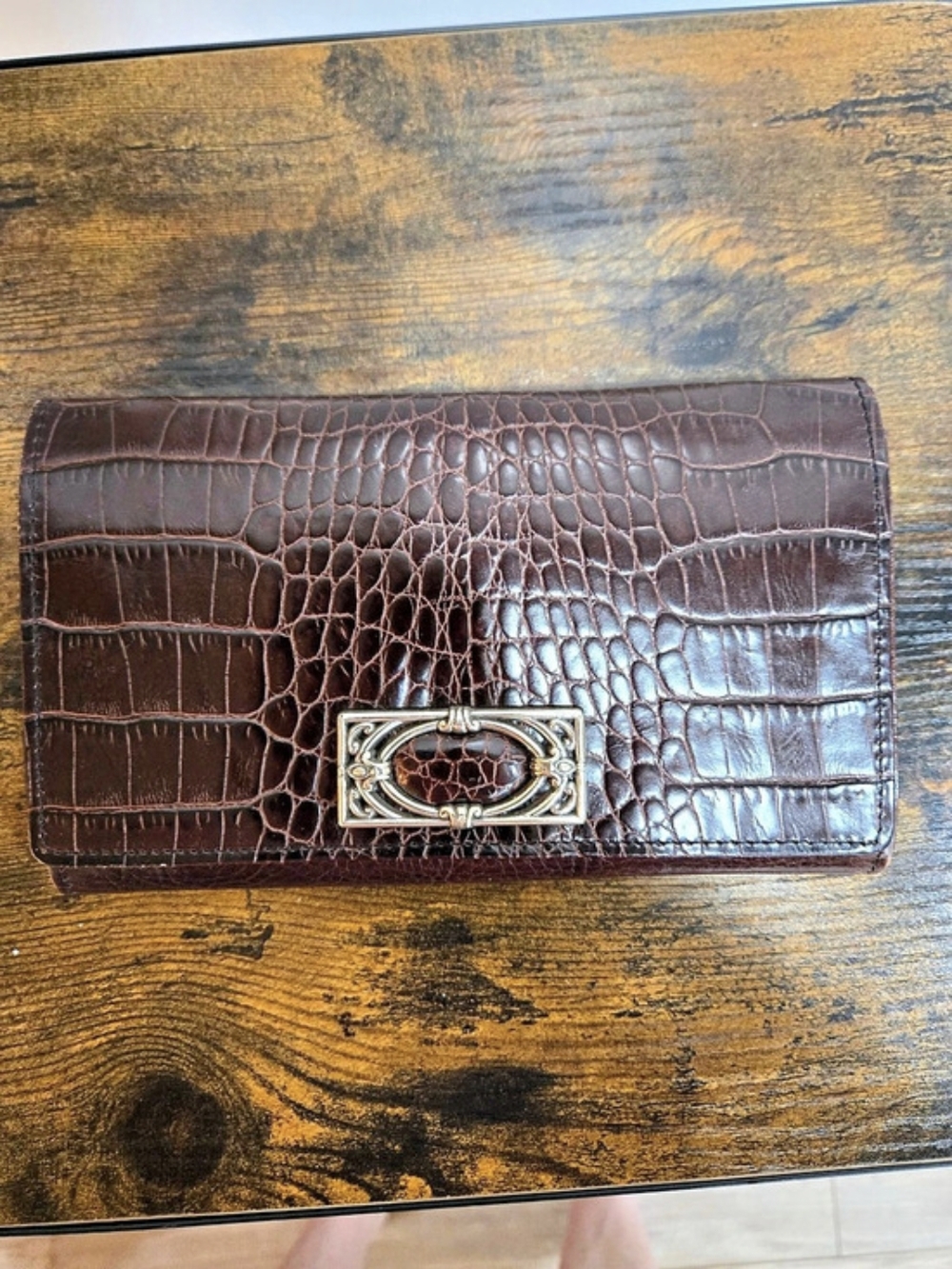 Vintage Brown Crocodile Textured Wallet